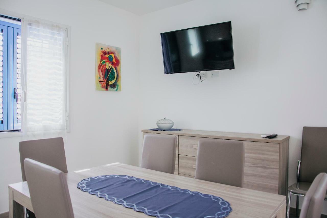 Milva'S Apartment Lotzorai Eksteriør billede